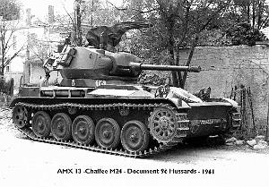 014- 9e Hussards - AMX 13 modifie Chaffee M24